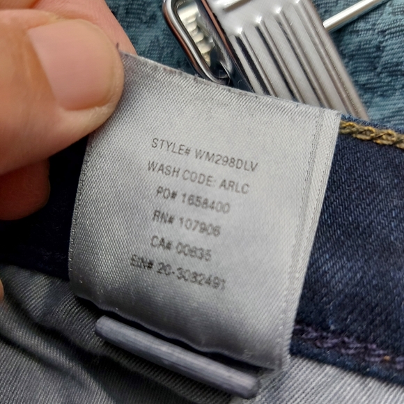 Hudson Nico Mid-Rise Super Skinny Jean - Picture 13 of 13